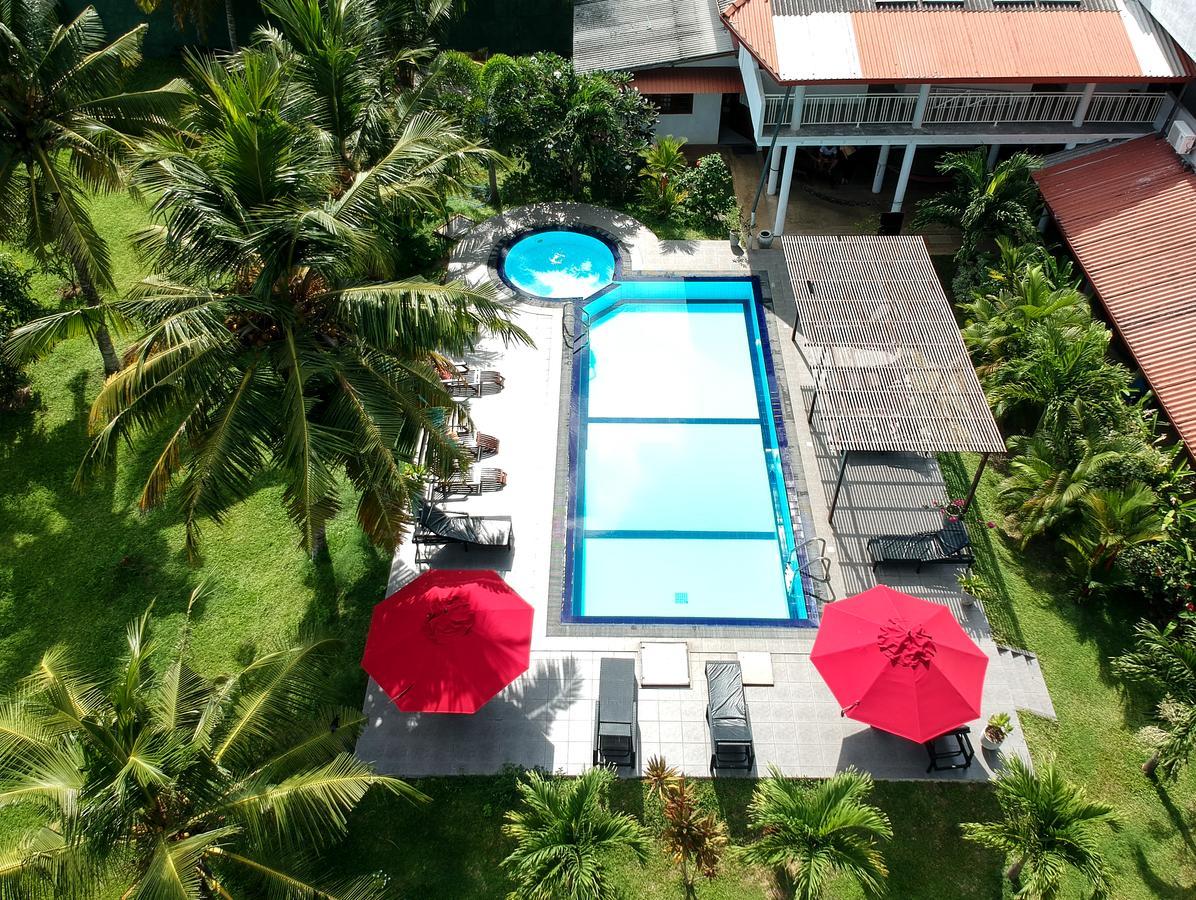 Hotel Weligama Ocean Breeze Esterno foto